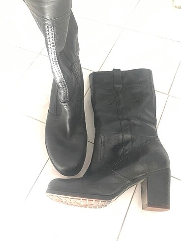 38,5 Beden Timberland su geçirmez topuklu çizme