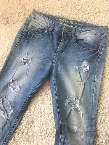 27 Beden Guess kot
