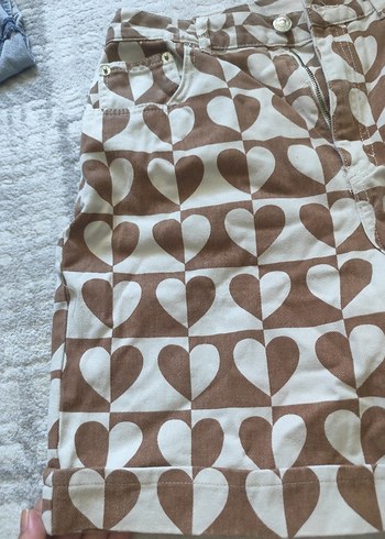 Düğmeli Bohem Tarz Midi Hamile Şortu PULL BEAR KADIN ŞORT - Görsel 11