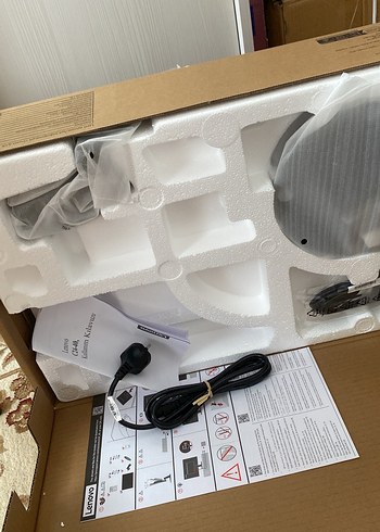 Lenovo Monitör - Görsel 4