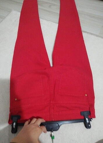 s Beden kırmızı Renk Pantolon 