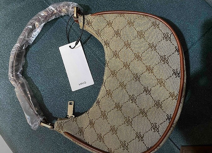 Beden Mango oval baget çanta