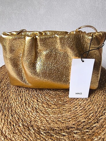 Mango OrjMango gold zincir askılı abiye çanta