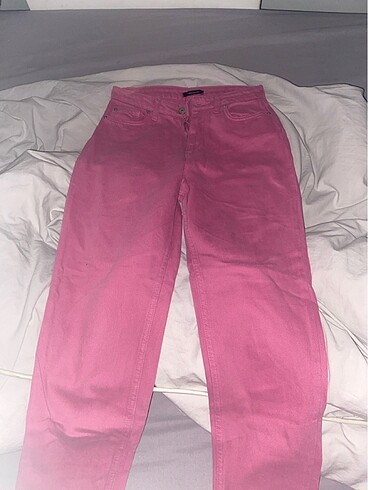 Pembe jean