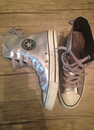 Gümüş Converse- 37,5 numaraya uygun