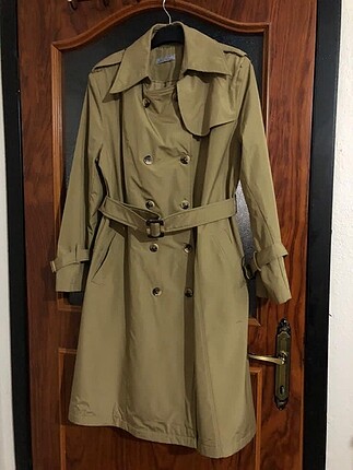 #sefamerve .Yepyeni trenchcoat ihtiyaç dolayısı ile satıyoruz