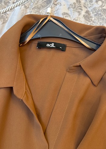 Bej Düğmeli Uzun Kollu Kadın Gömlek - Görsel 3