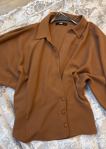 Bej Düğmeli Uzun Kollu Kadın Gömlek - Görsel 2