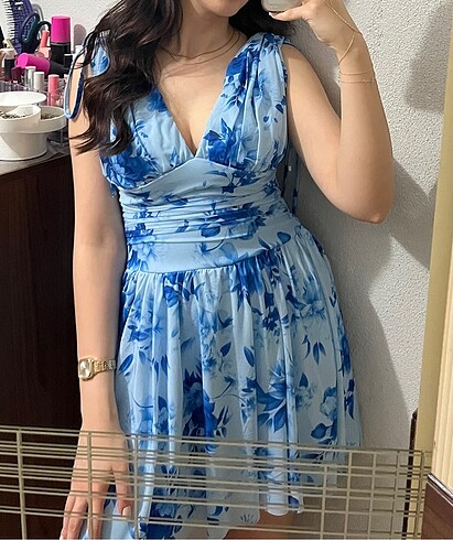 s Beden Trendyolmilla mavi çiçekli elbise