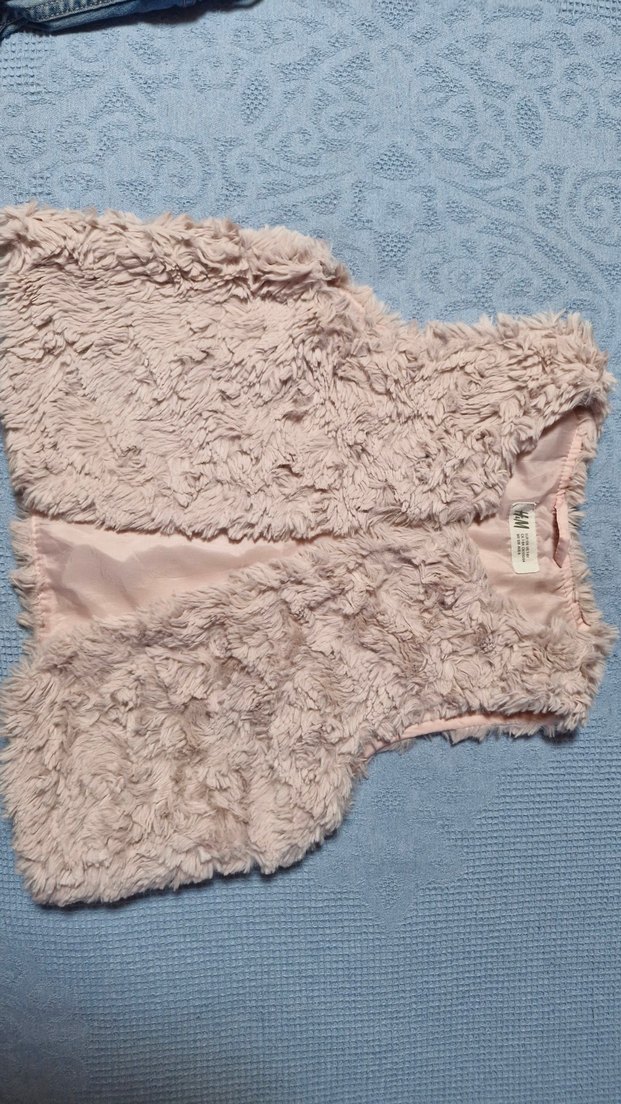 Kız Çocuk Pembe Kürklü Kolsuz Yelek - Görsel 2