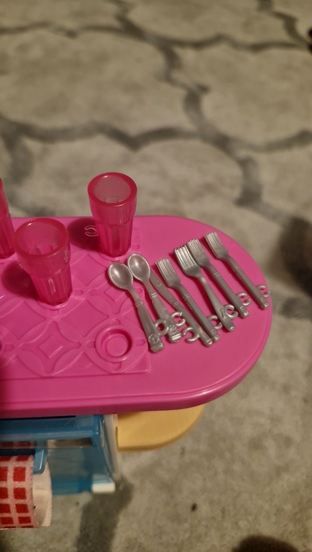 Barbie Ev İçi Dekorasyon Aksesuarları Seti - Görsel 5