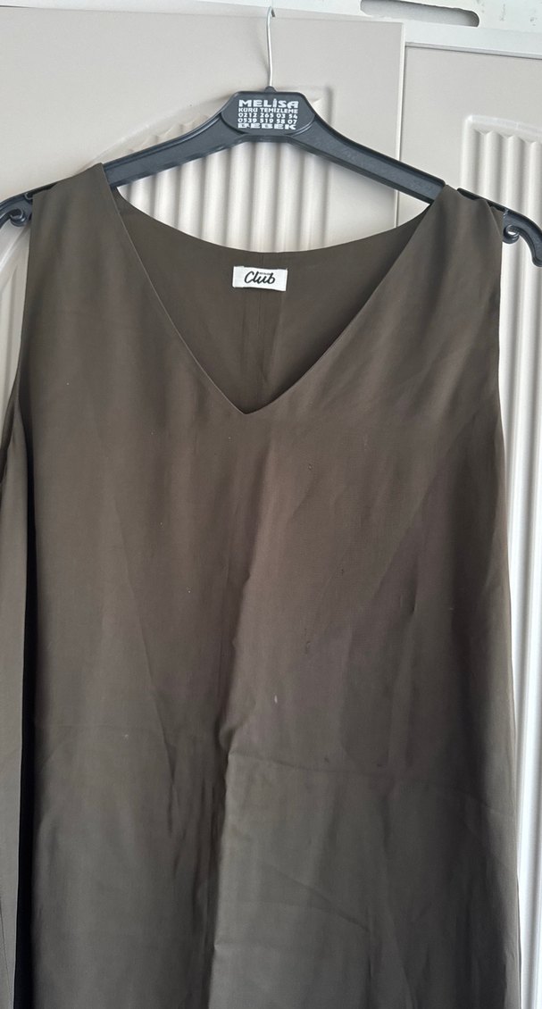 V Yaka Elbise - Görsel 2