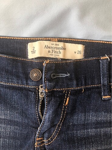 Abercrombie & Fitch Kot şort