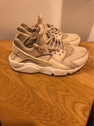 Nike Hurache 36 numara