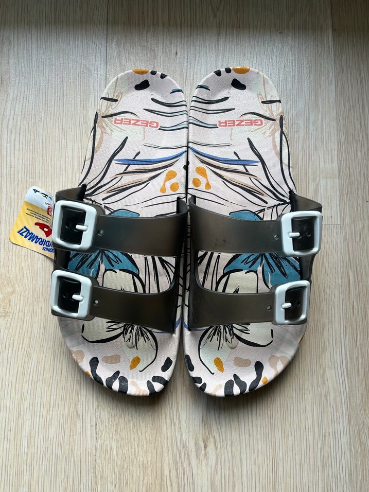 Erkek Zebra Desenli Tokalı Terlik - Görsel 2