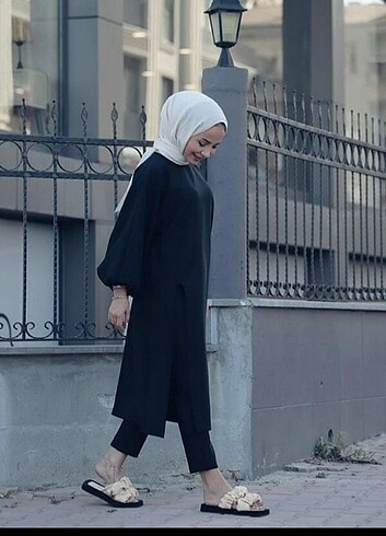 İkili Yırtmaçlı Siyah Takim