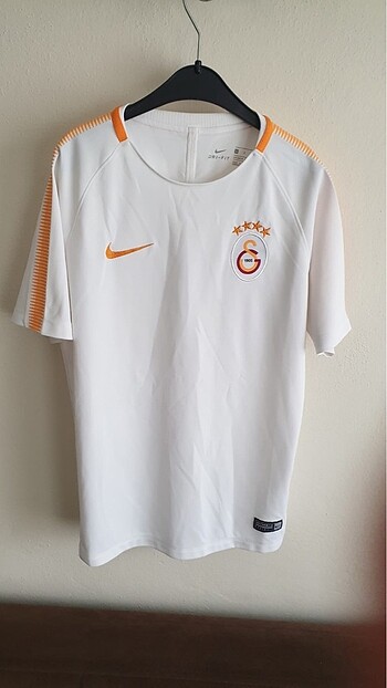 Nike Galatasaray Beyaz Forma Erkek Çocuk L beden