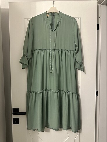 Midi elbise