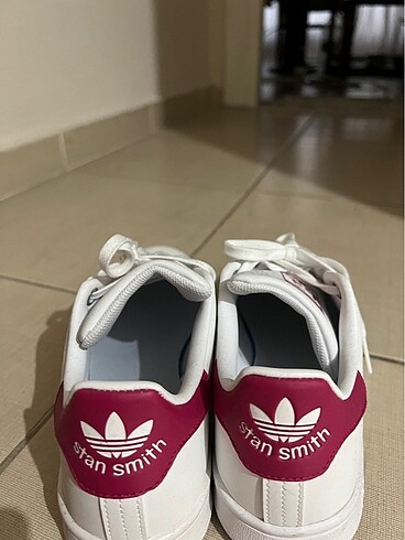 36,5 Beden beyaz Renk Stan Smith Ayakkabı