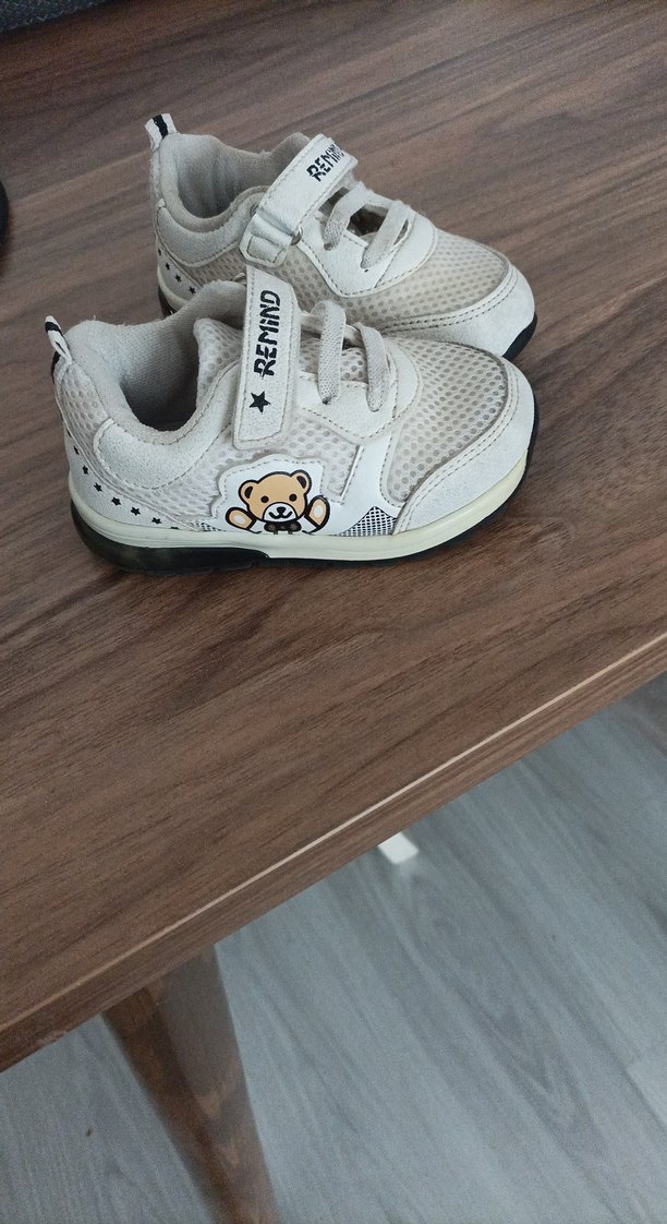 Erkek Çocuk Beyaz Spor Ayakkabı Velcro - Görsel 3