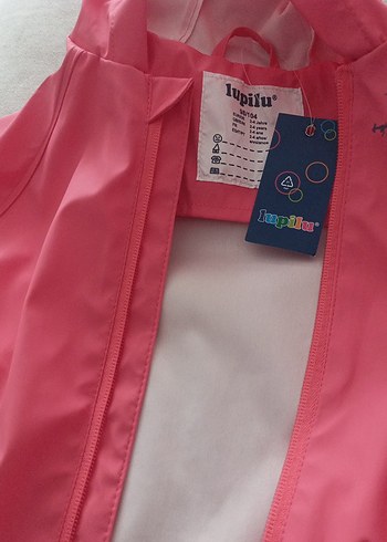 Kız Çocuk Parlak Pembe Baskılı Yağmurluk - Görsel 2