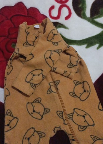 Kahverengi Baskılı Örme Bebek Tulumu - Görsel 3