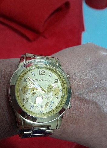 Michael Kors Micheal kors saat.