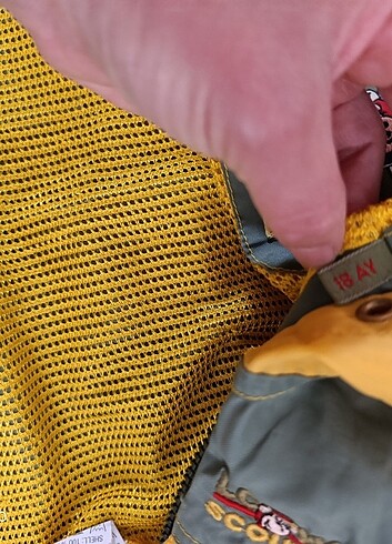 12-18 Ay Beden yeşil Renk Lcwakiki yağmurluk ve kazak