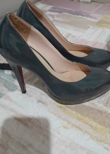 Grinin Parlak Topuklu Ayakkabı - Görsel 2