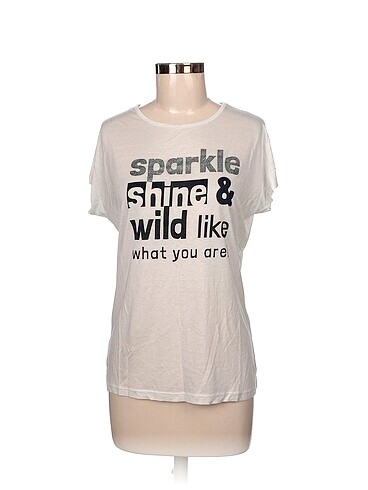 Diğer T-shirt %70 İndirimli.