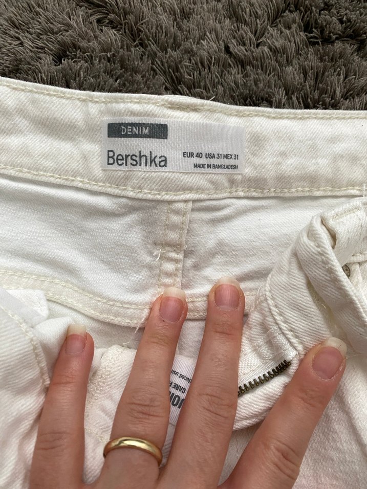 Erkek Beyaz Pamuklu Yırtık Kot Şort - Görsel 2