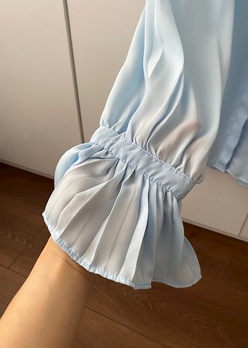 Düğmeli Pastel Mavi Saten Kadın Gömlek - Görsel 2