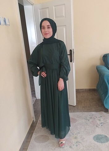 Yeşil uzun tesettürlü elbise