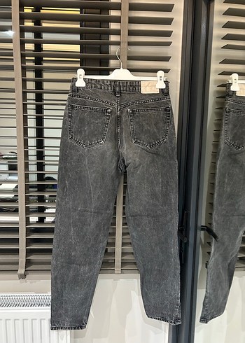 36 Beden gri Renk Gri Batik Desenli Bol Kesim Kadın Kot Pantolon