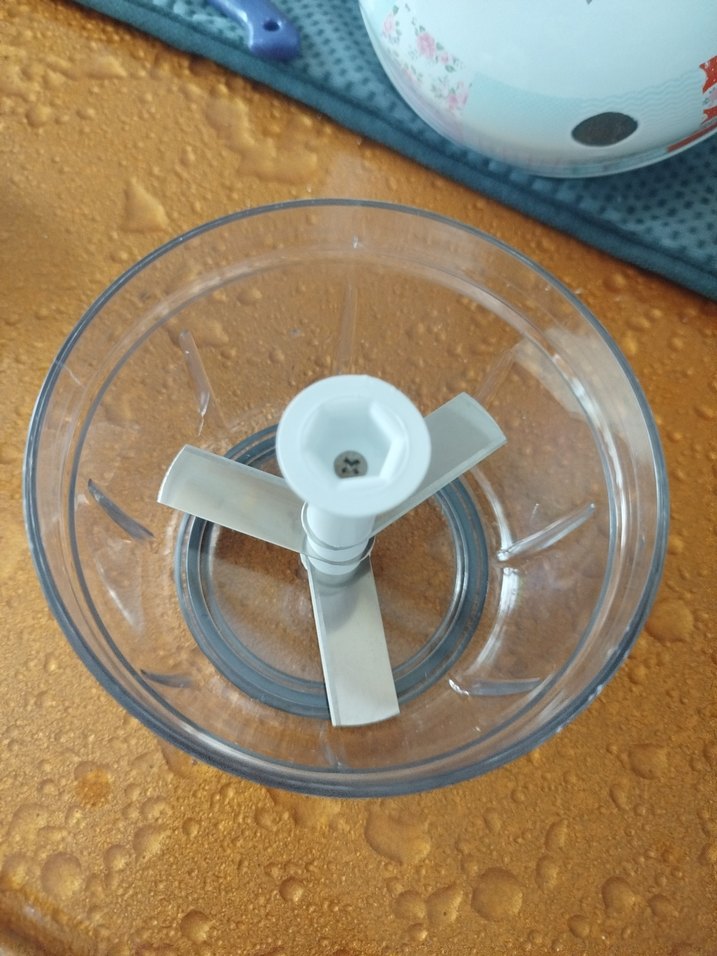 Kahverengi-Gri Plastik Mini Doğrayıcı - Görsel 3