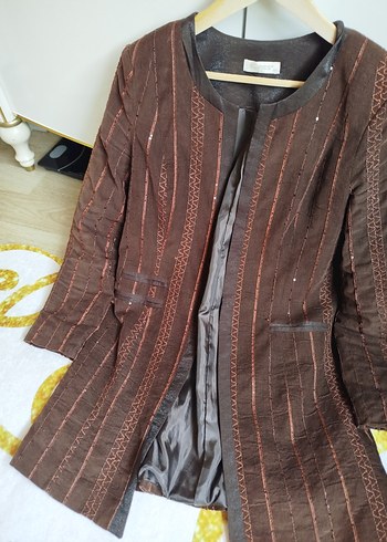 Uzun Kahverengi Nakışlı Kadın ceket - Görsel 4