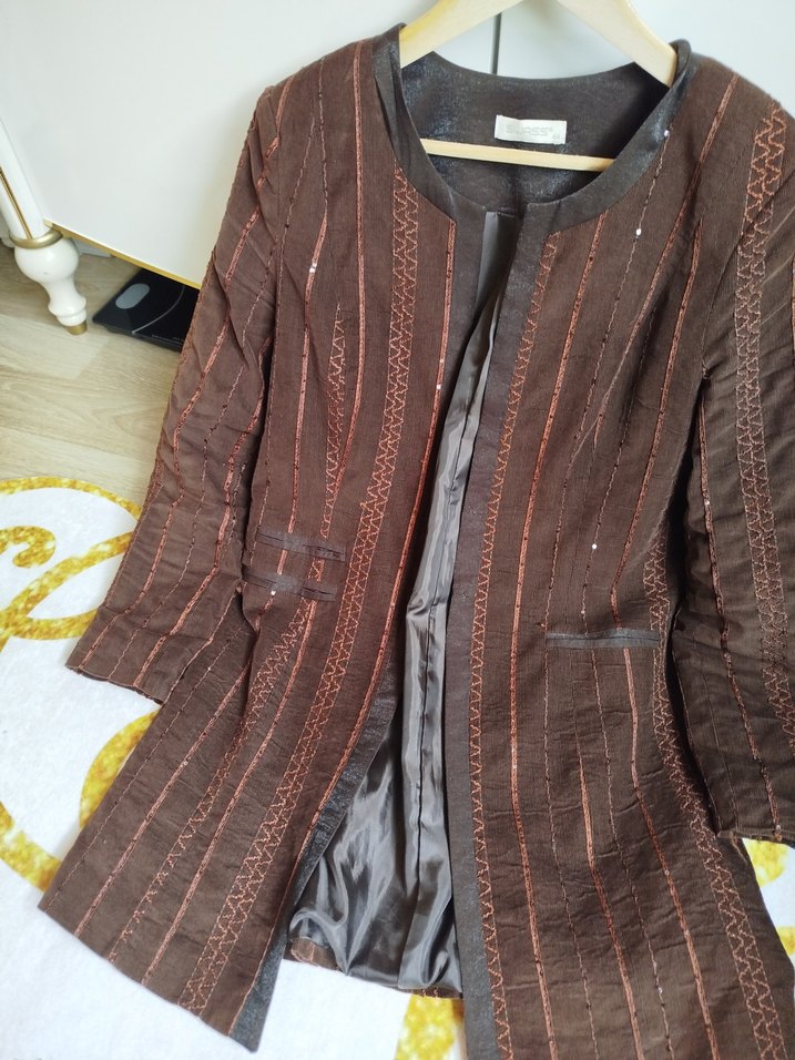 Uzun Kahverengi Nakışlı Kadın ceket - Görsel 4