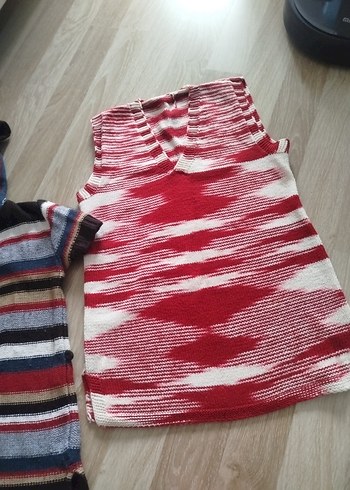 Çok Renkli Triko Hırkası Kapüşonlu - Görsel 3