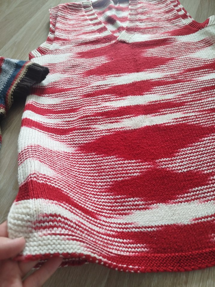 Çok Renkli Triko Hırkası Kapüşonlu - Görsel 5