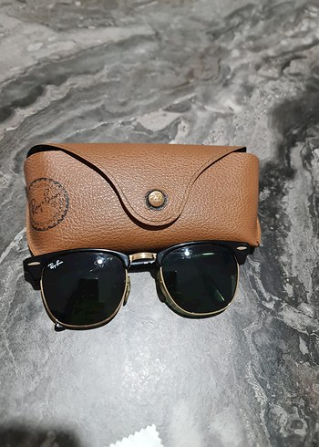 Ray Ban