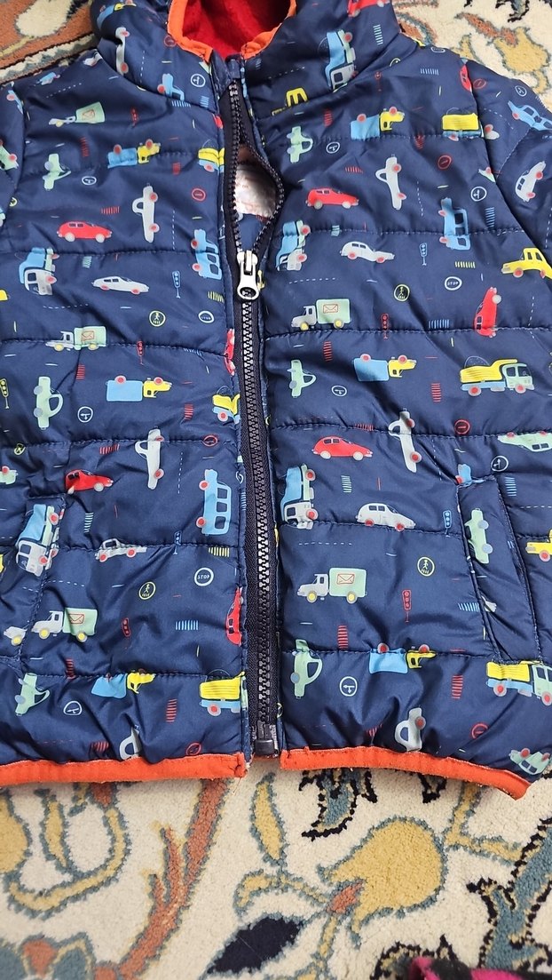 25.Kapüşonlu Renkli Desenli Erkek Çocuk Mont - Görsel 2