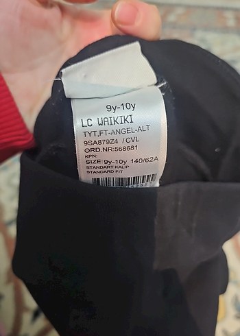 26.Kız Çocuk Gri Dantelli Üst ve Renkli Şort - Görsel 6