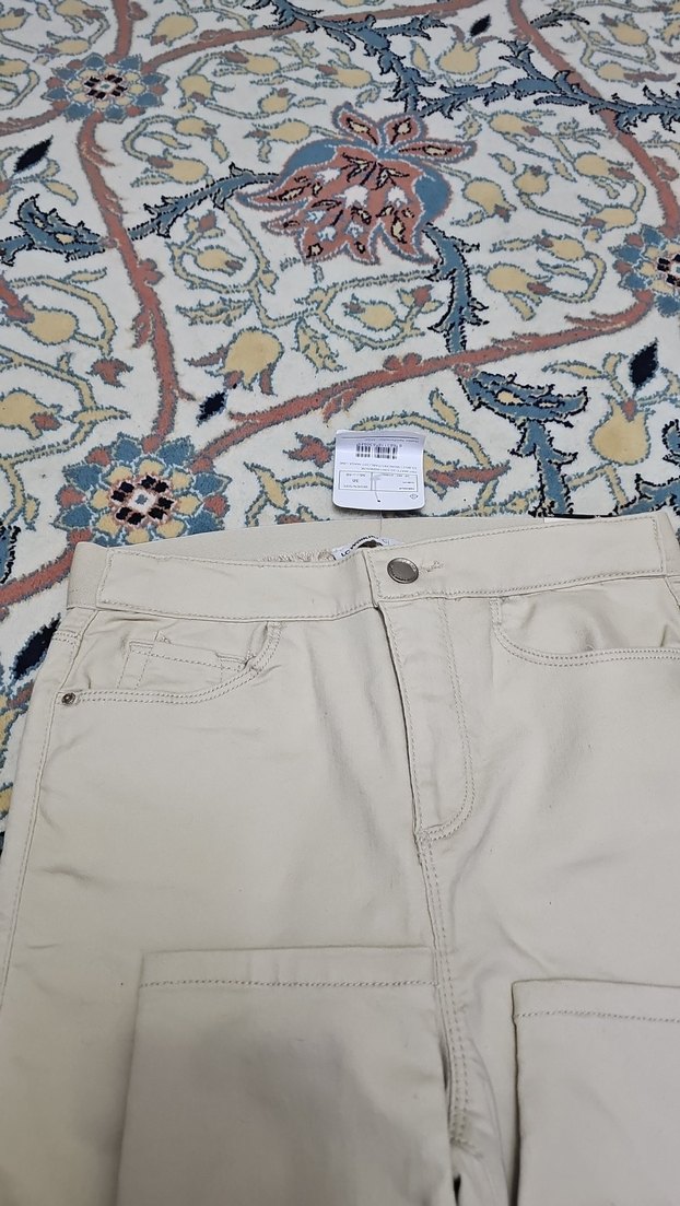 27.Bej Kadın Pamuklu Kemerli Kumaş Pantolon - Görsel 4