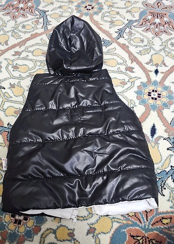 27.Kapüşonlu Erkek Çocuk Siyah Fermuarlı Yelek - Görsel 2