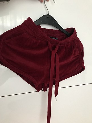 Bershka Bordo short