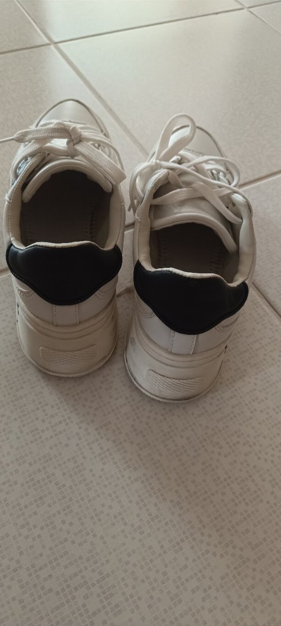 Beyaz Yılan Desenli Bağcıklı Stiletto Topuklu Spor Ayakkabı - Görsel 3