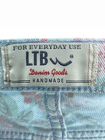 31 Beden çeşitli Renk LTB Jean / Kot Şort %70 İndirimli.