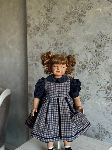 Barbie The master Piece Gallery porselen bebek