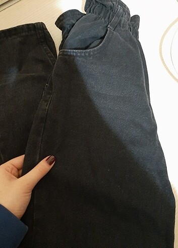 30 Beden Siyah bel detaylı mom jean