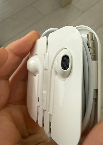 Beyaz Kulak İçi Kulaklık - Görsel 3